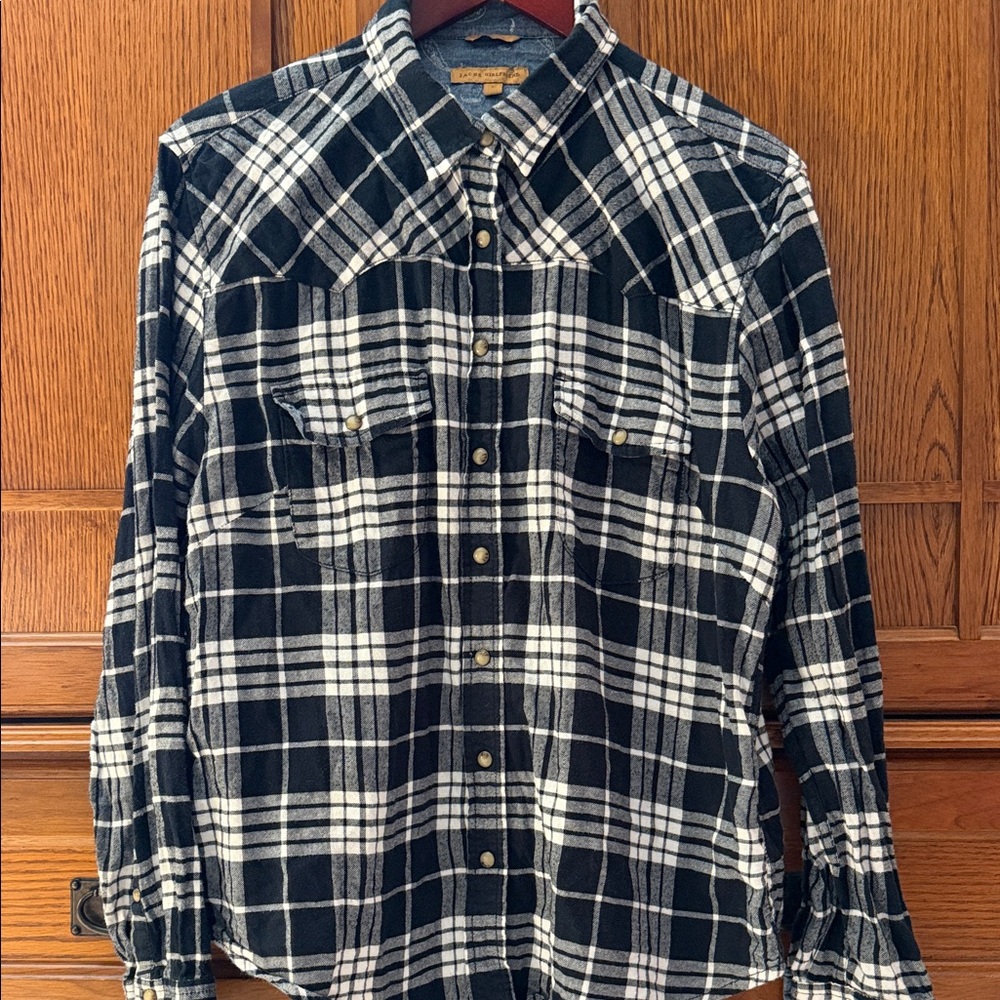 JACHS Girlfriend Bea Flannel Plaid Snap Button Down Rolltab Sleeve Western Cozy